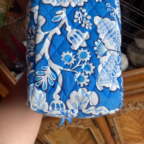 Quilted blue Vera Bradley Bag - Picture 9 of 15